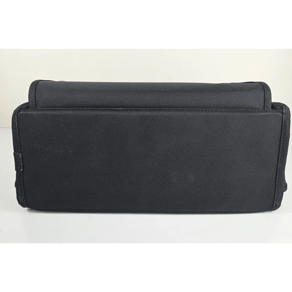 Victorinox Black Ballistic Nylon Briefcase Laptop Messenger Bag 18x11x8